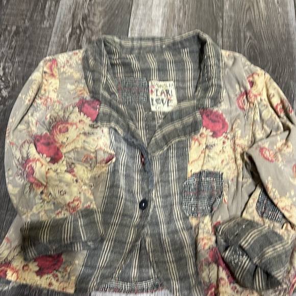 Magnolia Pearl Kelley Reversible Cropped Coat! NWOTs…never worn! - Picture 6 of 7